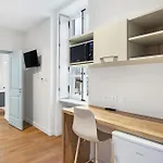 & Sde Privatives Dans Maison Partagee בית הארחה קליסון