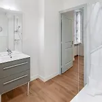 & Sde Privatives Dans Maison Partagee 3* קליסון