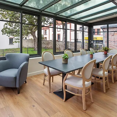 & Sde Privatives Dans Maison Partagee