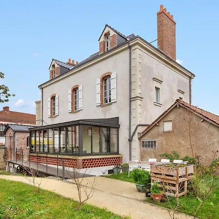 & Sde Privatives Dans Maison Partagee 게스트하우스