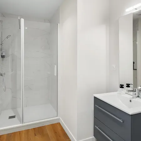 Guest house & Sde Privatives Dans Maison Partagee