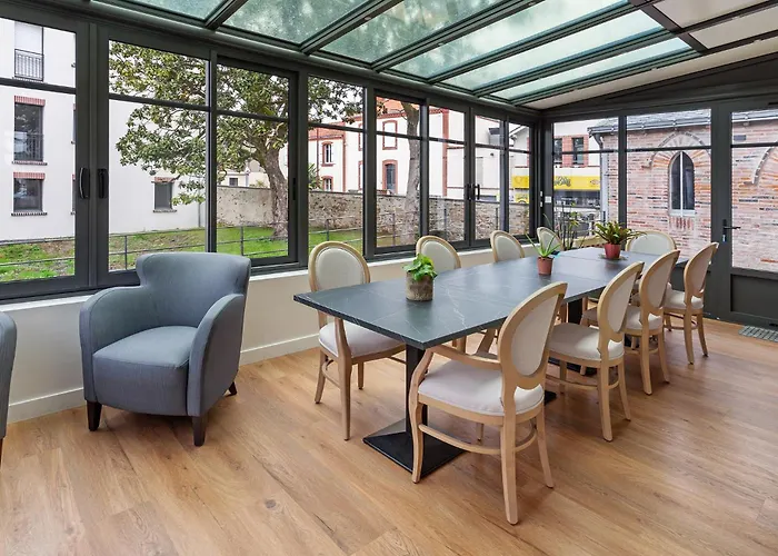 & Sde Privatives Dans Maison Partagee