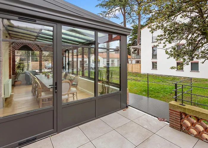 & Sde Privatives Dans Maison Partagee كليسون