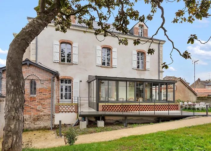 & Sde Privatives Dans Maison Partagee