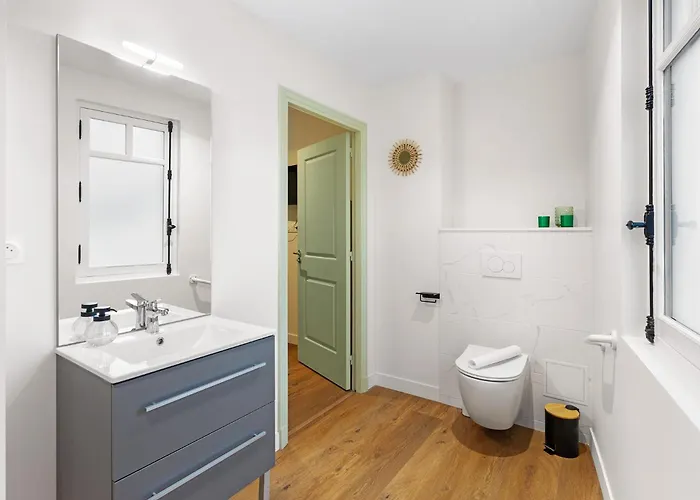 게스트하우스 & Sde Privatives Dans Maison Partagee