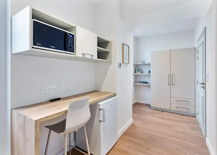 بيت ضيافة & Sde Privatives Dans Maison Partagee