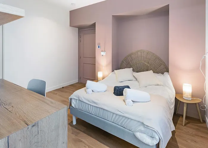 & Sde Privatives Dans Maison Partagee كليسون