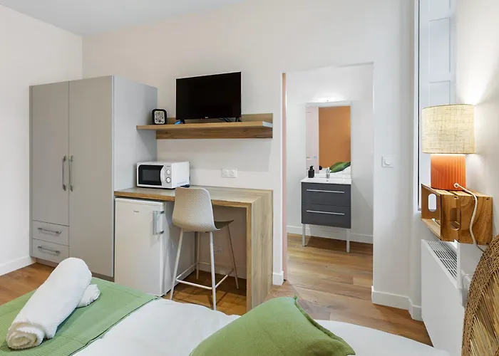 & Sde Privatives Dans Maison Partagee